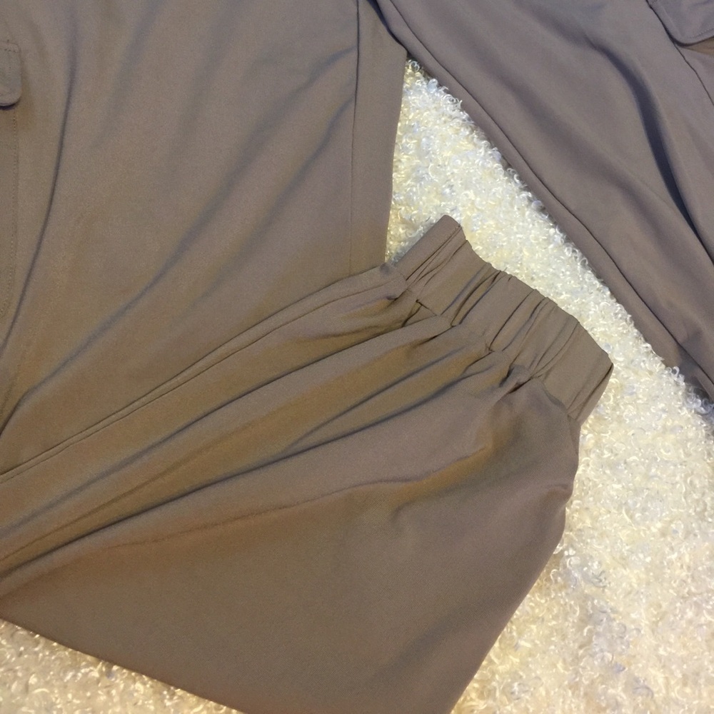 Lisa Rinna Collection Tan Ankle Pants, Cargo Pockets, Utility Style, Size M - Picture 4 of 8